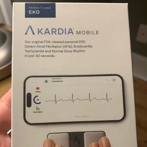 Kardia Mobile device NWT
